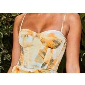 Pretty Little Thing Women’s Orange Tie Dye Structured Corset Top Size 4